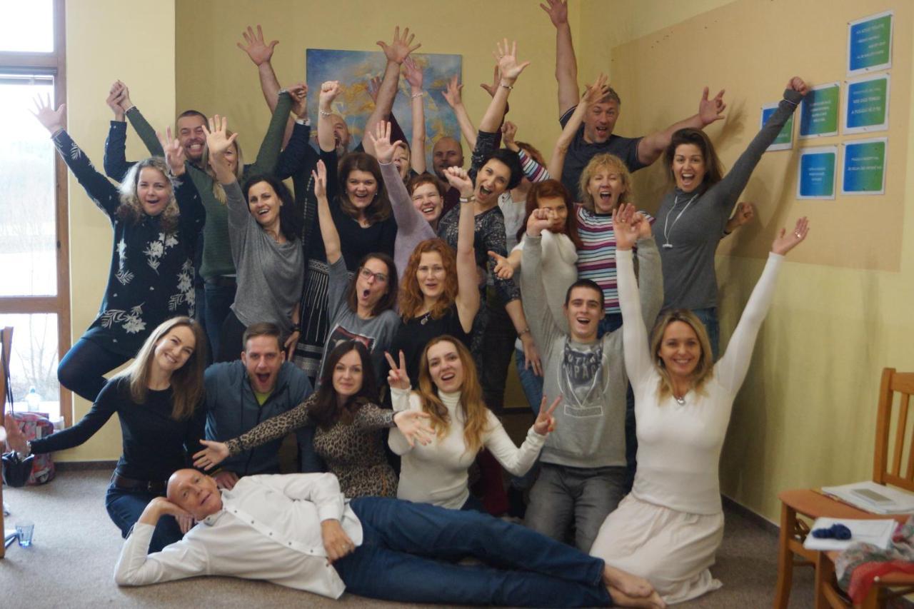 Volfirov Hotel Chytrov מראה חיצוני תמונה