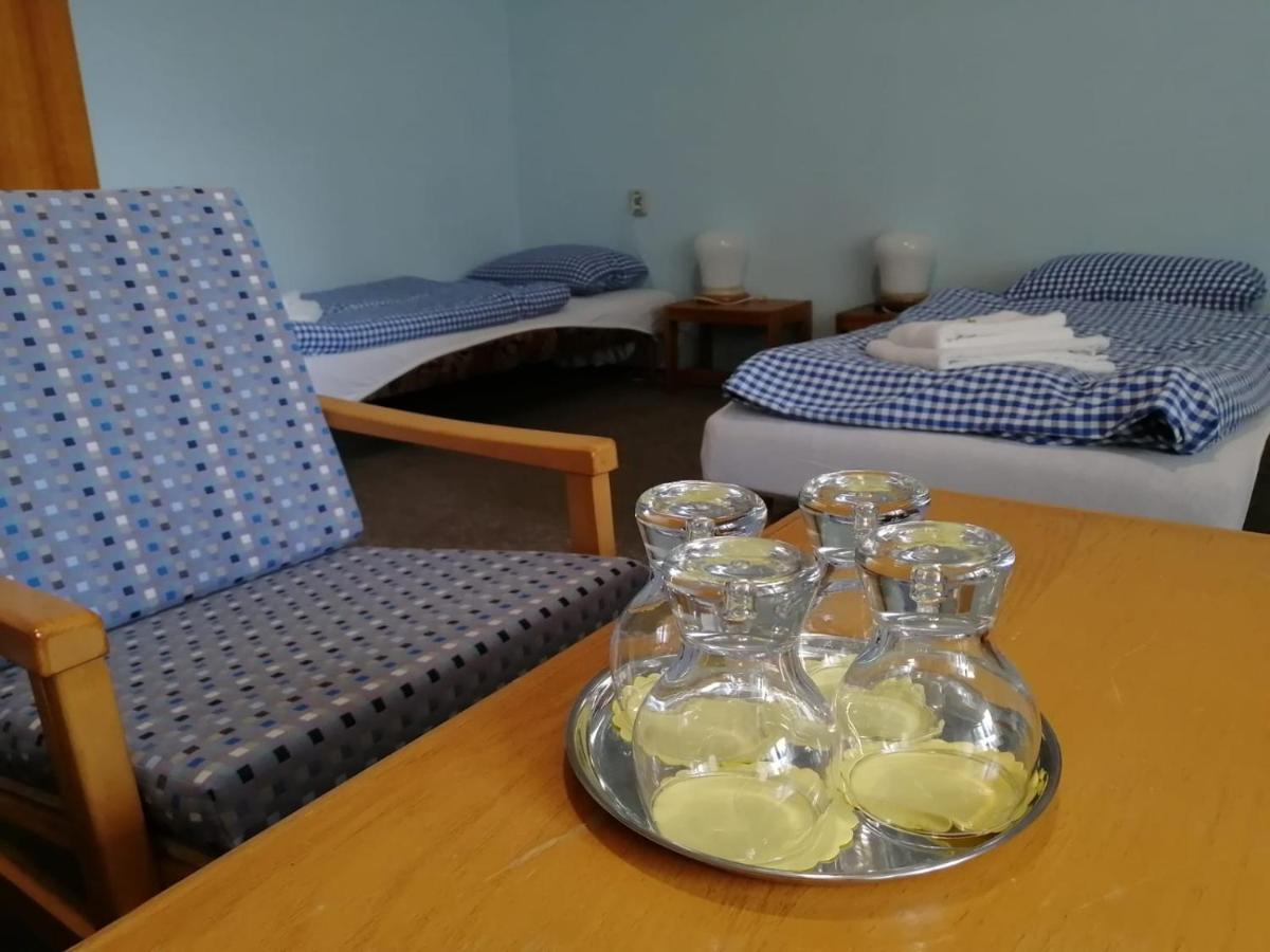 Volfirov Hotel Chytrov מראה חיצוני תמונה