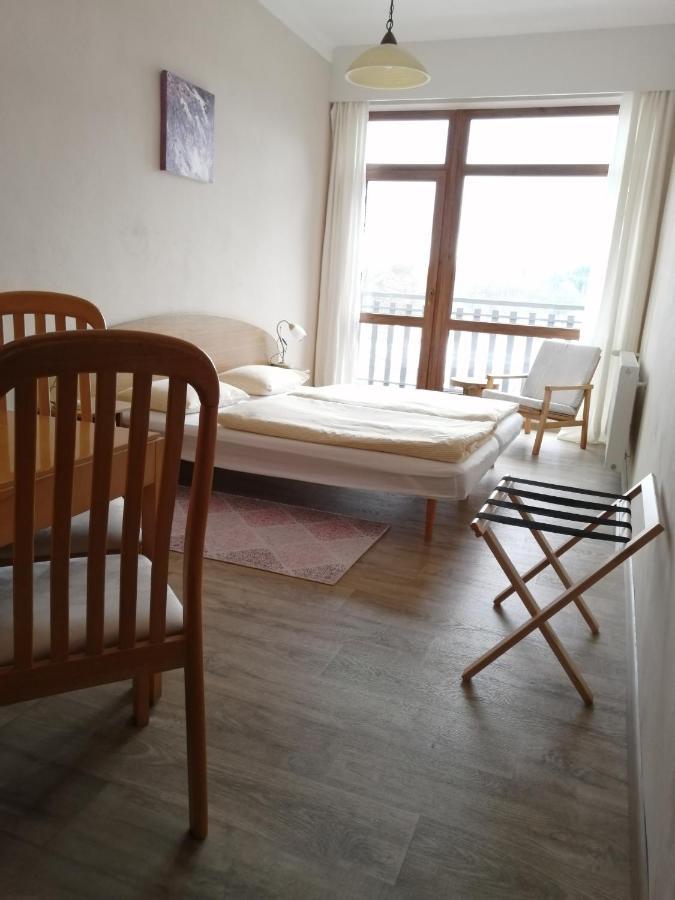 Volfirov Hotel Chytrov מראה חיצוני תמונה