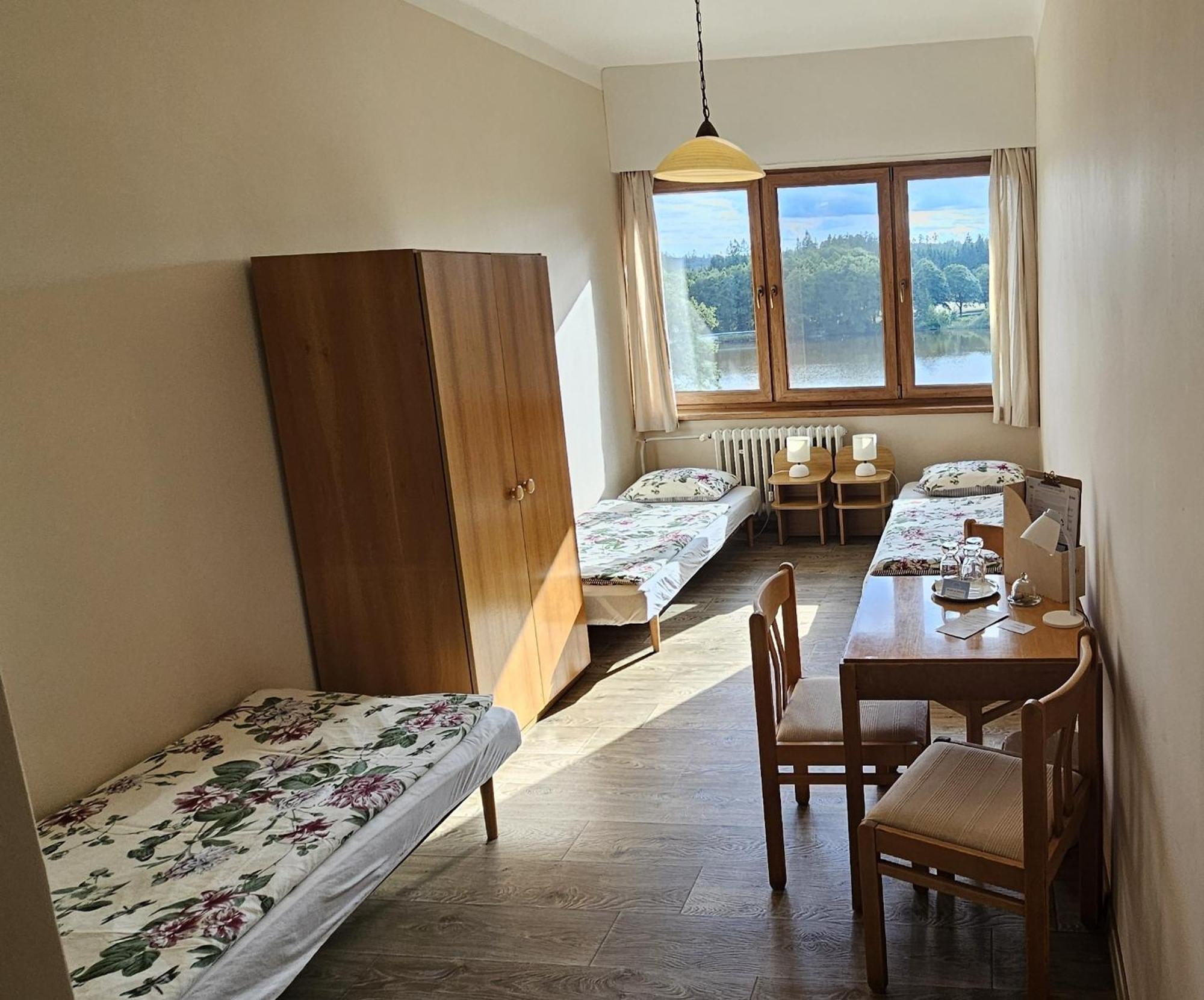 Volfirov Hotel Chytrov מראה חיצוני תמונה