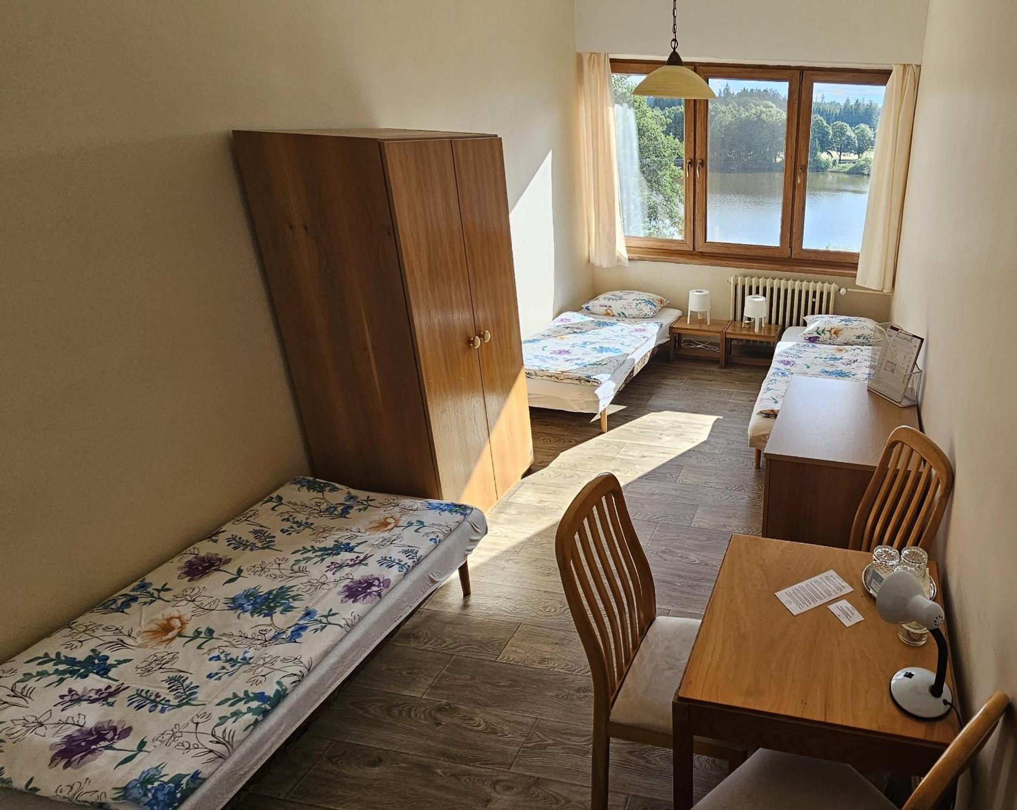 Volfirov Hotel Chytrov מראה חיצוני תמונה