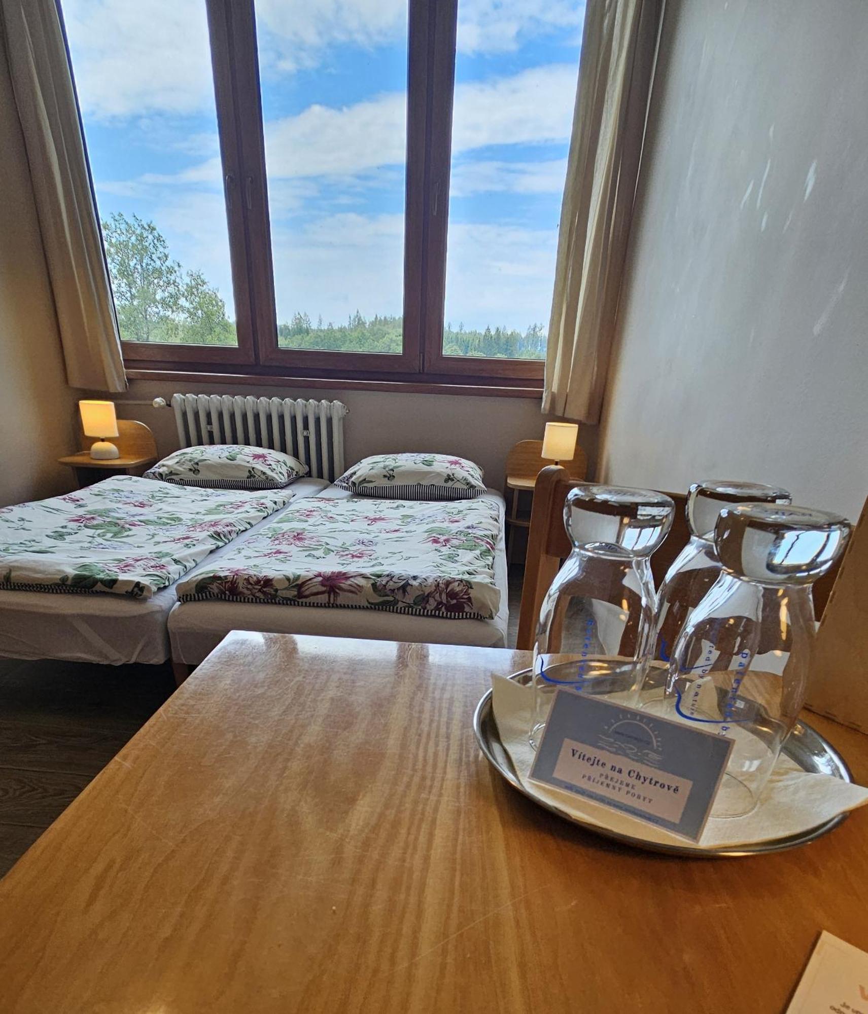 Volfirov Hotel Chytrov מראה חיצוני תמונה