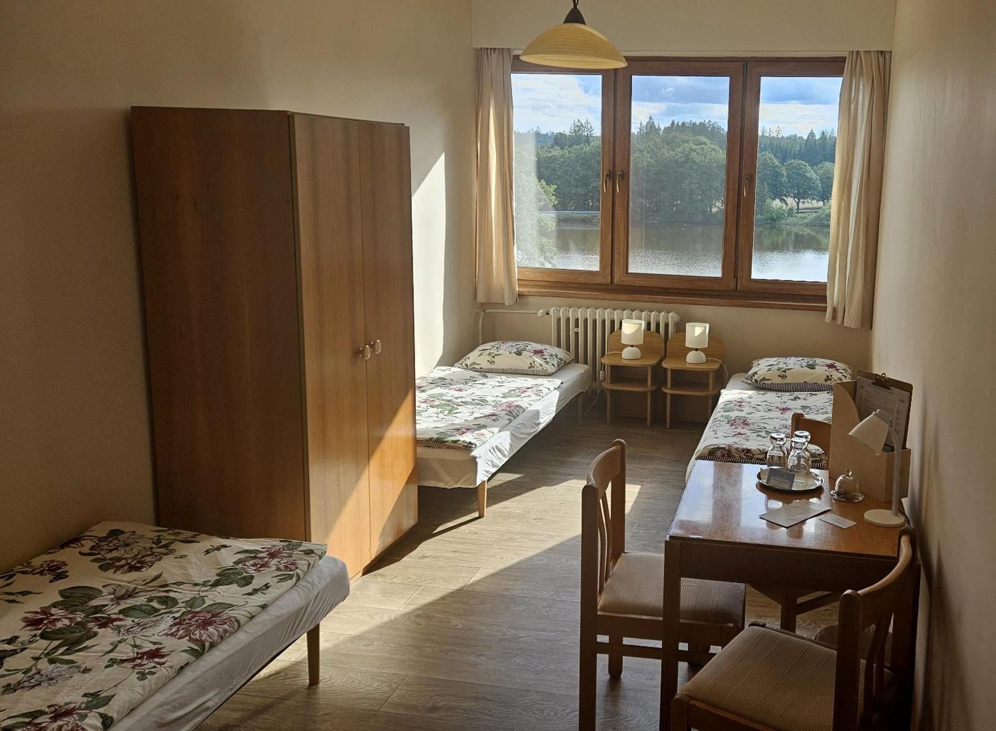 Volfirov Hotel Chytrov מראה חיצוני תמונה